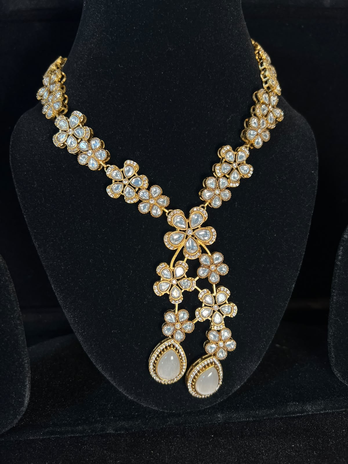 Product 002 image 2