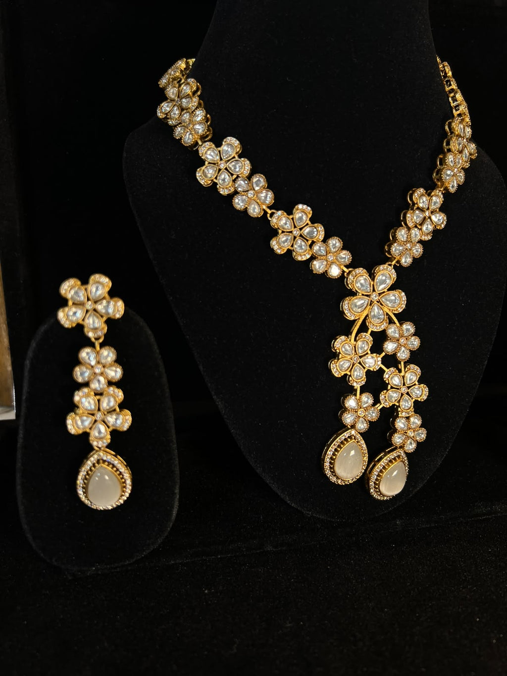 Product 002 image 3