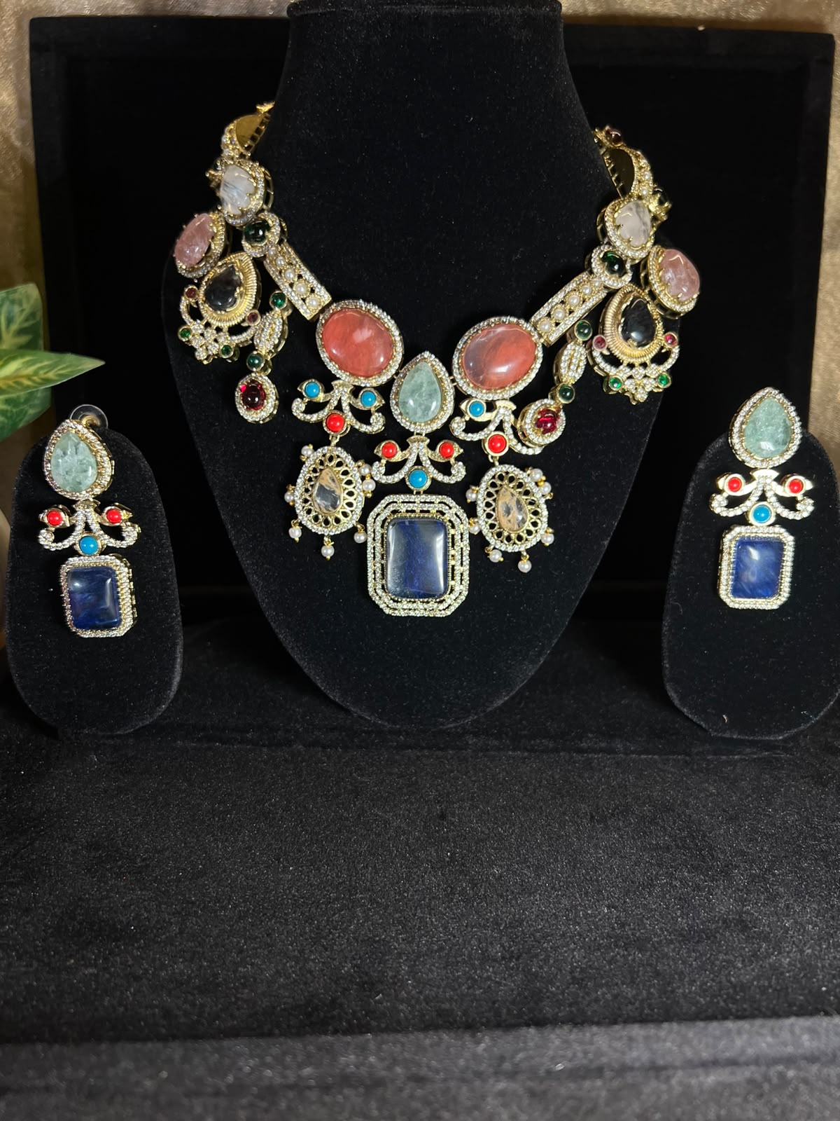 Product 003 image 3